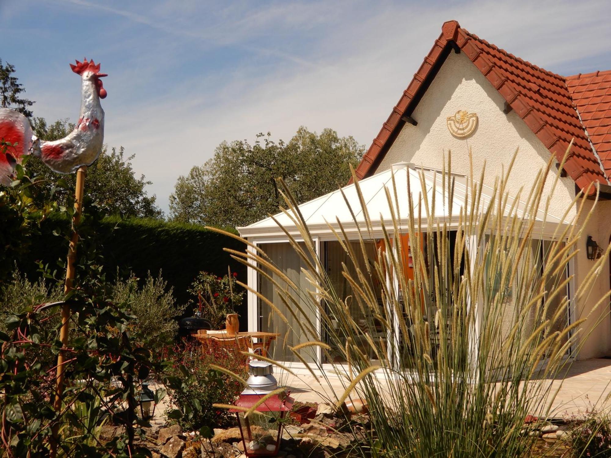 Chez Marie Bed and Breakfast Cercy-la-Tour Exteriör bild